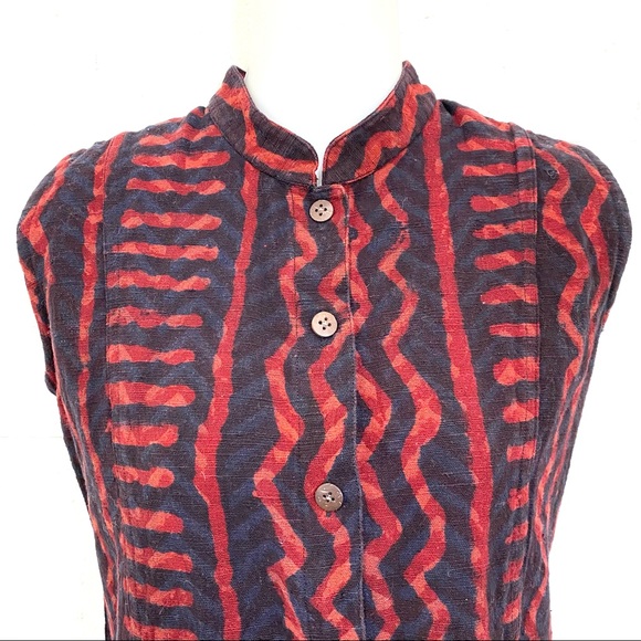 Funky sleeveless printed top by Fabindia - Picture 4 of 9